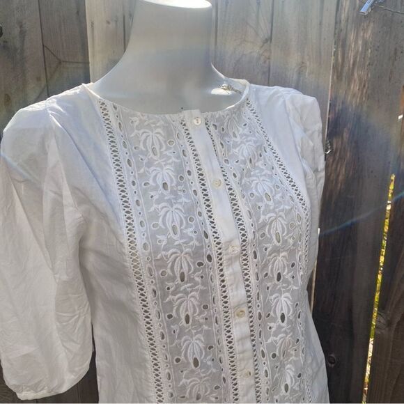 Simple retro white blouse - Picture 3 of 7